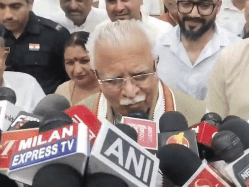 केंद्रीय मंत्री खट्‌टर का फर्जी पीए SSB जवान निकला:  गुरुग्राम के पुलिसकर्मी से ली थी रिश्वत, पकड़े जाने पर बोला- कर्ज उतारना था – gurugram News