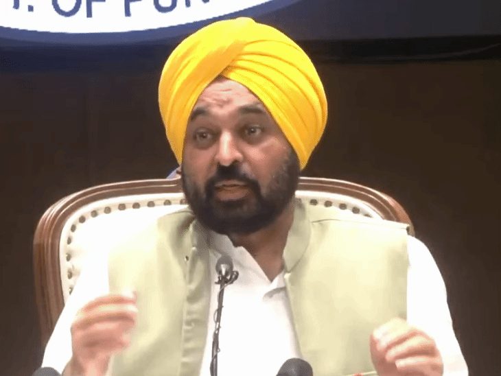 भगवंत मान बोले- मोदी वहां जाते, जहां 10 हजार आबादी:  इतने यहां JCB देखने खड़े हो जाते हैं; विदेश मंत्रालय ने कहा- ऐसे बयान शोभा नहीं देते