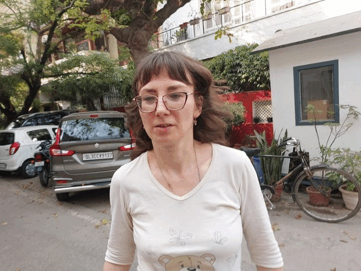 भारत में रूसी महिला बच्चे के साथ लापता:  सुप्रीम कोर्ट का केंद्र को लुकआउट नोटिस जारी करने का आदेश; पति को जासूसी का शक