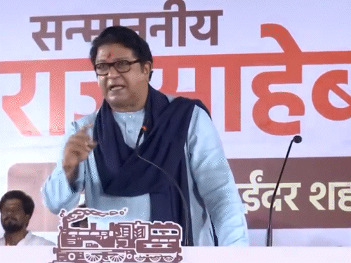 राज ठाकरे बोले- भाजपा सांसद को डुबा-डुबाकर मारेंगे:  बाहरी ज्यादती करे तो पीटो; निशिकांत दुबे ने MNS चीफ को पीटने की धमकी दी थी