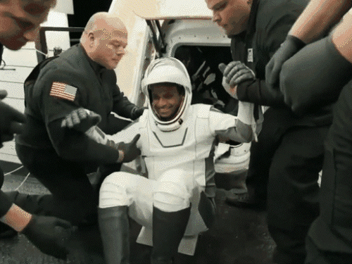 शुभांशु शुक्ला मुस्कराए, तब मां को मिला सुकून:  लखनऊ में बोलीं- बेटे का दोबारा जन्म हुआ; VIDEO में देखिए एस्ट्रोनॉट कैसे बीतेंगे कुछ दिन – Uttar Pradesh News