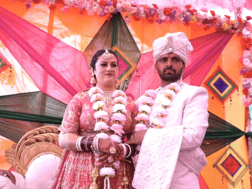 हिमाचल में 2 भाइयों की एक ही दुल्हन, पूरी कहानी:  एक सरकारी कर्मचारी, दूसरा विदेश में; 4 हजार रिश्तेदारों की मौजूदगी में 7 फेरे लिए – Nahan News