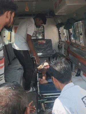 अयोध्या में घर में धमाका, युवक की मौत:  2 गंभीर घायल; एक मकान जमींदोज; एक किलोमीटर तक सुनाई दी आवाज – Ayodhya News